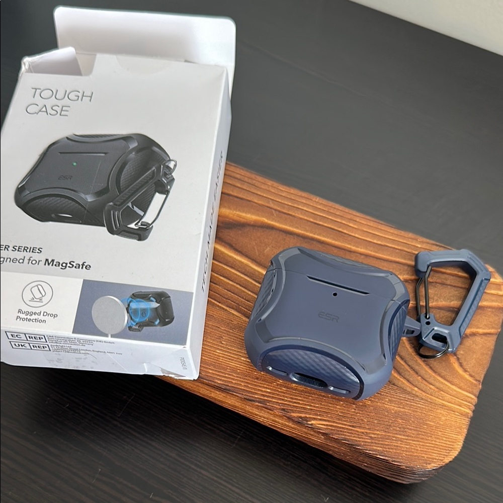 ESR Tough Case for AirPods - blue